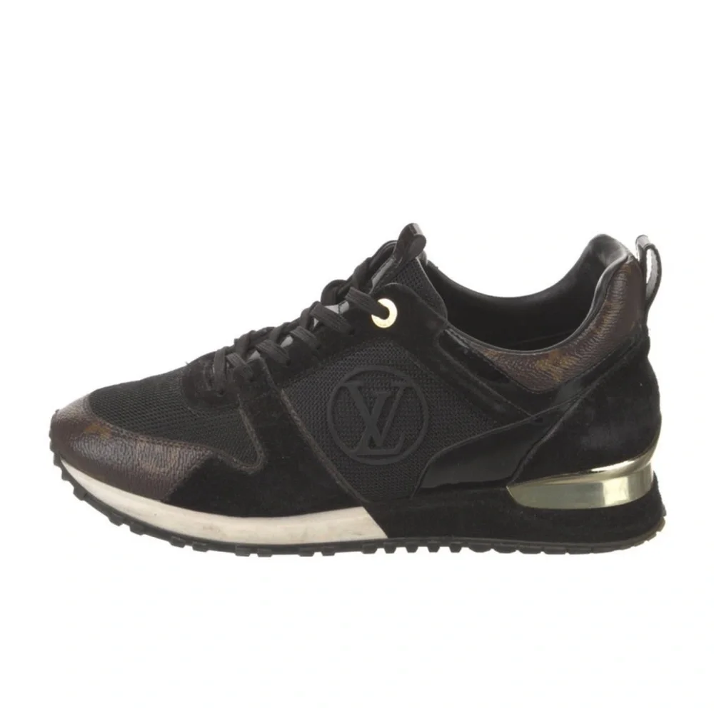 Louis Vuitton Monogram Low Top Sneakers - Picture 2 of 6